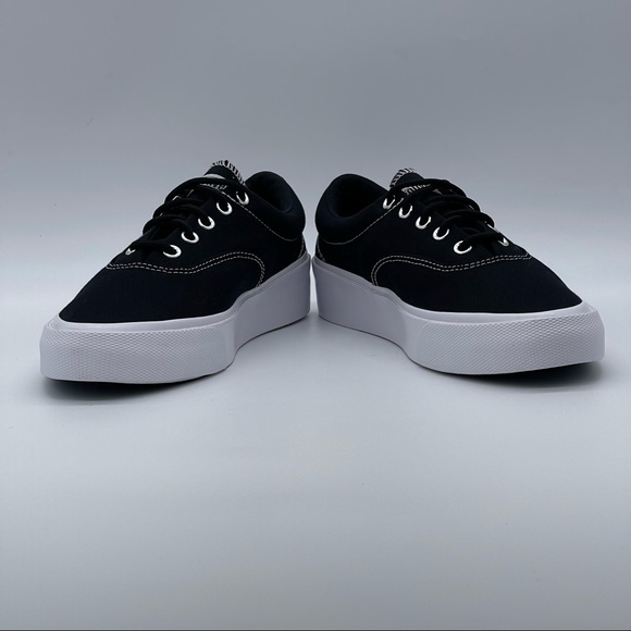 Converse Sneakers. - Picture 12 of 12